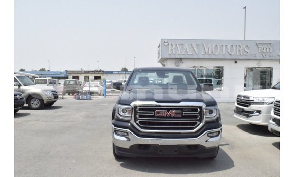 Acheter Import Voiture GMC Sierra Noir à Import - Dubai, Région de la Bouenza