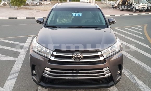 Buy Import Toyota Highlander Other Car in Import - Dubai in Region of Bouenza Buy Import Toyota Highlander Other Car in Import - Dubai in Region of Bouenza