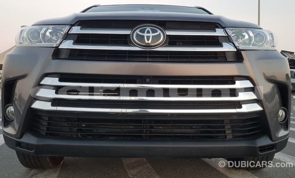 Buy Import Toyota Highlander Other Car in Import - Dubai in Region of Bouenza Buy Import Toyota Highlander Other Car in Import - Dubai in Region of Bouenza