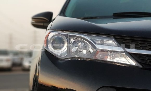 Acheter Import Utilitaire Toyota HiAce Noir à Import - Dubai, Région de la Bouenza