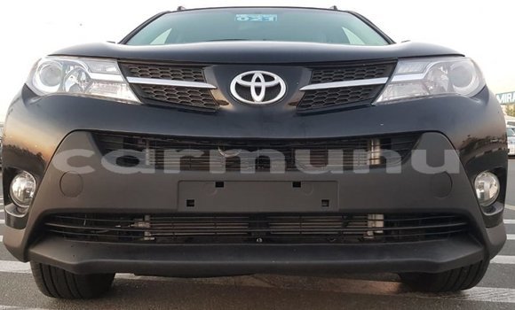Buy Import Toyota HiAce Black Truck in Import - Dubai in Region of Bouenza Buy Import Toyota HiAce Black Truck in Import - Dubai in Region of Bouenza