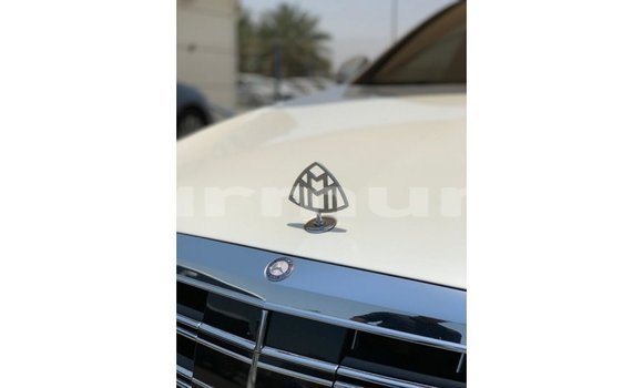 Buy Import Mercedes-Benz 190 White Car in Import - Dubai in Region of Bouenza Buy Import Mercedes-Benz 190 White Car in Import - Dubai in Region of Bouenza