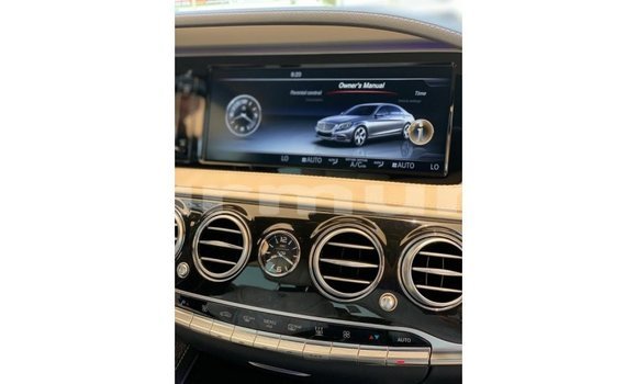 Buy Import Mercedes-Benz 190 White Car in Import - Dubai in Region of Bouenza Buy Import Mercedes-Benz 190 White Car in Import - Dubai in Region of Bouenza