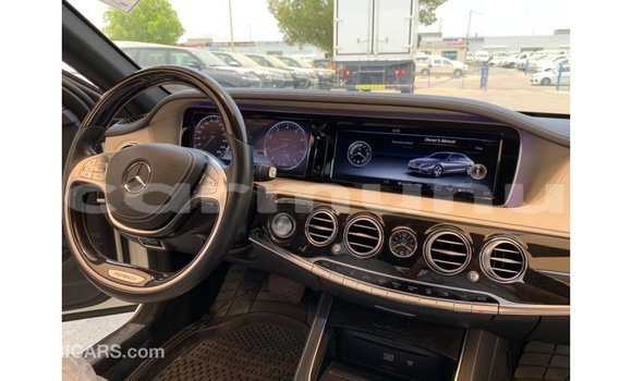 Buy Import Mercedes-Benz 190 White Car in Import - Dubai in Region of Bouenza Buy Import Mercedes-Benz 190 White Car in Import - Dubai in Region of Bouenza