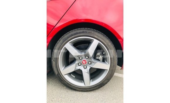 Acheter Import Voiture Jaguar XE Rouge à Import - Dubai, Région de la Bouenza Acheter Import Voiture Jaguar XE Rouge à Import - Dubai, Région de la Bouenza