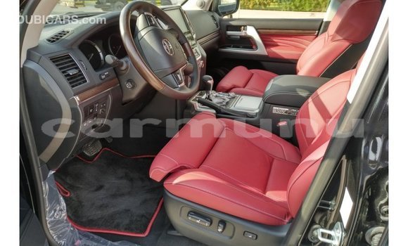 Buy Import Toyota Land Cruiser Black Car in Import - Dubai in Region of Bouenza Buy Import Toyota Land Cruiser Black Car in Import - Dubai in Region of Bouenza
