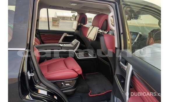 Buy Import Toyota Land Cruiser Black Car in Import - Dubai in Region of Bouenza Buy Import Toyota Land Cruiser Black Car in Import - Dubai in Region of Bouenza