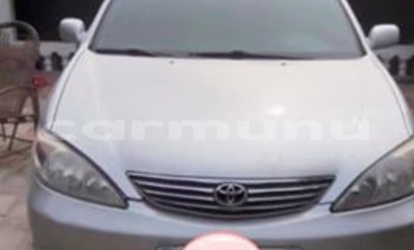 Acheter Occasion Voiture Toyota Camry Gris à Brazzaville, Commune de Brazzaville Acheter Occasion Voiture Toyota Camry Gris à Brazzaville, Commune de Brazzaville