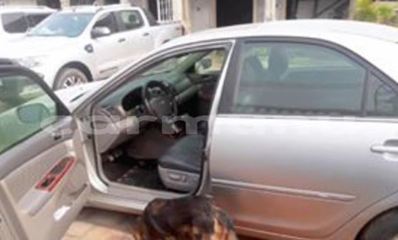 Acheter Occasion Voiture Toyota Camry Gris à Brazzaville, Commune de Brazzaville Acheter Occasion Voiture Toyota Camry Gris à Brazzaville, Commune de Brazzaville