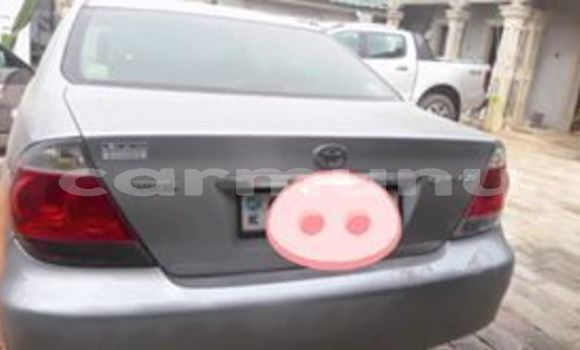 Acheter Occasion Voiture Toyota Camry Gris à Brazzaville, Commune de Brazzaville Acheter Occasion Voiture Toyota Camry Gris à Brazzaville, Commune de Brazzaville
