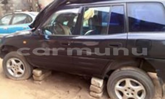 Acheter Occasion Voiture Toyota RAV4 Noir à Brazzaville, Commune de Brazzaville Acheter Occasion Voiture Toyota RAV4 Noir à Brazzaville, Commune de Brazzaville