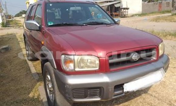 Acheter Occasion Voiture Nissan Pathfinder Rouge à Brazzaville, Commune de Brazzaville Acheter Occasion Voiture Nissan Pathfinder Rouge à Brazzaville, Commune de Brazzaville
