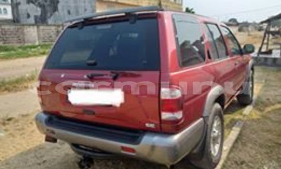 Acheter Occasion Voiture Nissan Pathfinder Rouge à Brazzaville, Commune de Brazzaville Acheter Occasion Voiture Nissan Pathfinder Rouge à Brazzaville, Commune de Brazzaville