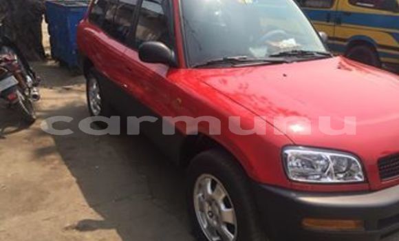 Acheter Occasion Voiture Toyota RAV4 Rouge à Brazzaville, Commune de Brazzaville Acheter Occasion Voiture Toyota RAV4 Rouge à Brazzaville, Commune de Brazzaville