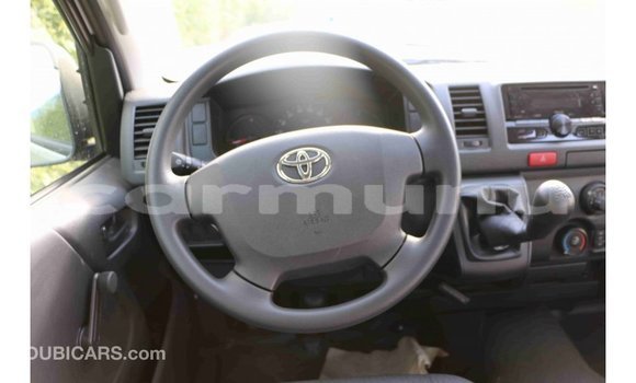 Buy Import Toyota Hiace White Car in Import - Dubai in Region of Bouenza Buy Import Toyota Hiace White Car in Import - Dubai in Region of Bouenza