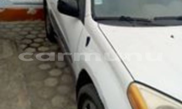 Acheter Occasion Voiture Toyota RAV4 Blanc à Brazzaville, Commune de Brazzaville Acheter Occasion Voiture Toyota RAV4 Blanc à Brazzaville, Commune de Brazzaville