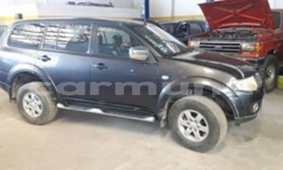 Acheter Occasion Voiture Mitsubishi Pajero Bleu à Brazzaville, Commune de Brazzaville Acheter Occasion Voiture Mitsubishi Pajero Bleu à Brazzaville, Commune de Brazzaville