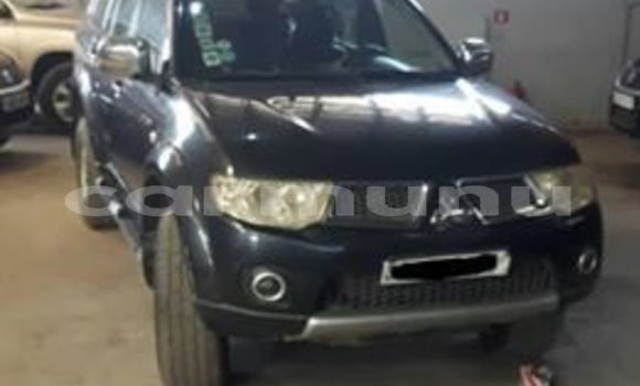 Acheter Occasion Voiture Mitsubishi Pajero Bleu à Brazzaville, Commune de Brazzaville Acheter Occasion Voiture Mitsubishi Pajero Bleu à Brazzaville, Commune de Brazzaville