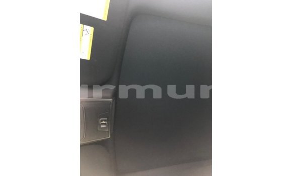 Acheter Import Voiture Ford Club Wagon Blanc à Import - Dubai, Région de la Bouenza Acheter Import Voiture Ford Club Wagon Blanc à Import - Dubai, Région de la Bouenza