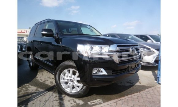 Acheter Import Voiture Toyota Land Cruiser Noir à Import - Dubai, Région de la Bouenza Acheter Import Voiture Toyota Land Cruiser Noir à Import - Dubai, Région de la Bouenza