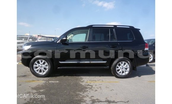 Acheter Import Voiture Toyota Land Cruiser Noir à Import - Dubai, Région de la Bouenza Acheter Import Voiture Toyota Land Cruiser Noir à Import - Dubai, Région de la Bouenza