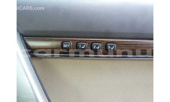 Acheter Import Voiture Toyota Land Cruiser Noir à Import - Dubai, Région de la Bouenza Acheter Import Voiture Toyota Land Cruiser Noir à Import - Dubai, Région de la Bouenza