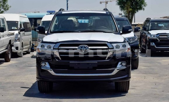 Acheter Neuf Voiture Toyota Land Cruiser Noir à Pointe–Noire, Région du Kouilou Acheter Neuf Voiture Toyota Land Cruiser Noir à Pointe–Noire, Région du Kouilou