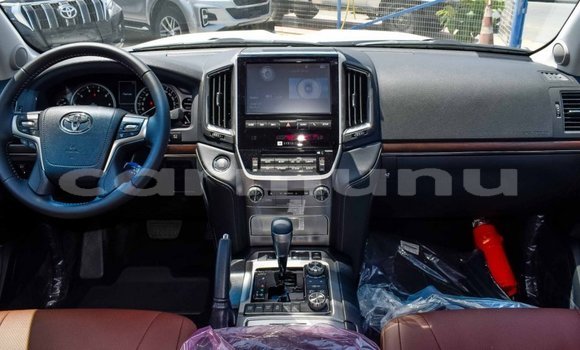 Acheter Neuf Voiture Toyota Land Cruiser Noir à Pointe–Noire, Région du Kouilou Acheter Neuf Voiture Toyota Land Cruiser Noir à Pointe–Noire, Région du Kouilou