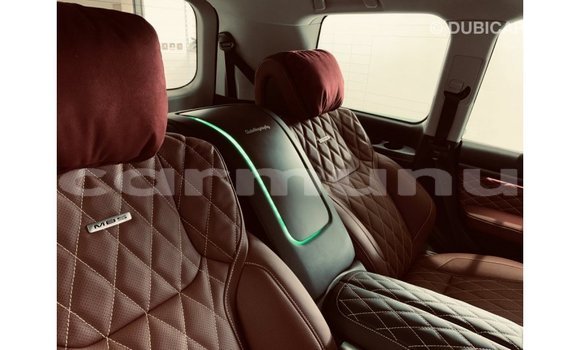 Acheter Import Voiture Toyota Land Cruiser Noir à Import - Dubai, Région de la Bouenza Acheter Import Voiture Toyota Land Cruiser Noir à Import - Dubai, Région de la Bouenza