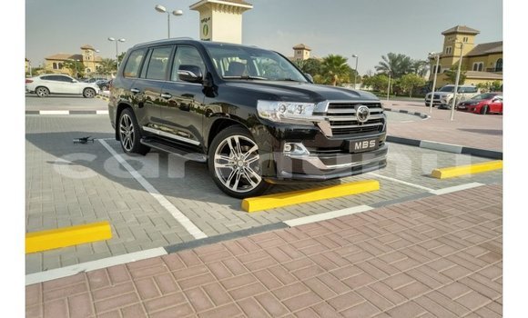 Acheter Import Voiture Toyota Land Cruiser Noir à Import - Dubai, Région de la Bouenza Acheter Import Voiture Toyota Land Cruiser Noir à Import - Dubai, Région de la Bouenza