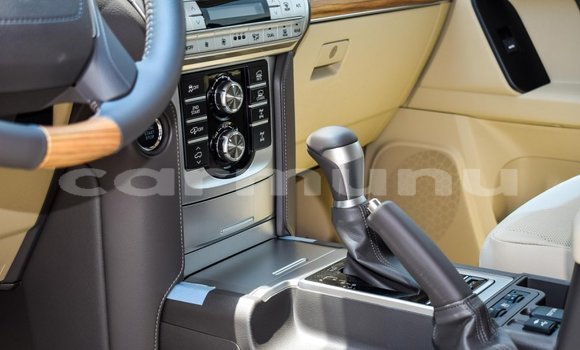 Acheter Neuf Voiture Toyota Land Cruiser Prado Blanc à Pointe–Noire, Région du Kouilou Acheter Neuf Voiture Toyota Land Cruiser Prado Blanc à Pointe–Noire, Région du Kouilou