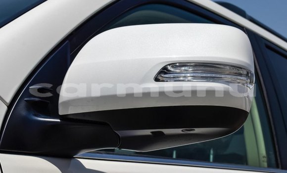 Acheter Neuf Voiture Toyota Land Cruiser Prado Blanc à Pointe–Noire, Région du Kouilou Acheter Neuf Voiture Toyota Land Cruiser Prado Blanc à Pointe–Noire, Région du Kouilou