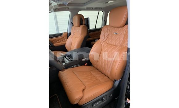 Acheter Import Voiture Lexus LX Noir à Import - Dubai, Région de la Bouenza Acheter Import Voiture Lexus LX Noir à Import - Dubai, Région de la Bouenza