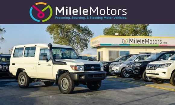 Acheter Neuf Voiture Toyota Land Cruiser Blanc à Pointe–Noire, Région du Kouilou Acheter Neuf Voiture Toyota Land Cruiser Blanc à Pointe–Noire, Région du Kouilou