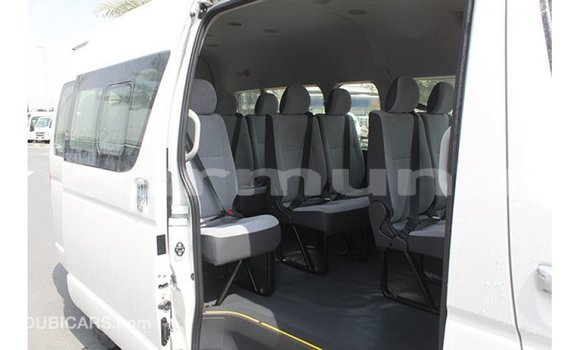 Buy Import Toyota Hiace White Car in Import - Dubai in Region of Bouenza Buy Import Toyota Hiace White Car in Import - Dubai in Region of Bouenza