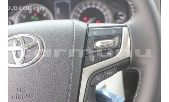 Buy Import Toyota Land Cruiser White Car in Import - Dubai in Region of Bouenza Buy Import Toyota Land Cruiser White Car in Import - Dubai in Region of Bouenza