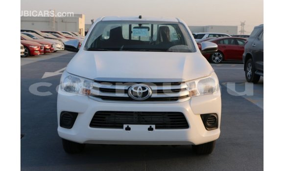 Buy Import Toyota Hilux White Car in Import - Dubai in Region of Bouenza Buy Import Toyota Hilux White Car in Import - Dubai in Region of Bouenza