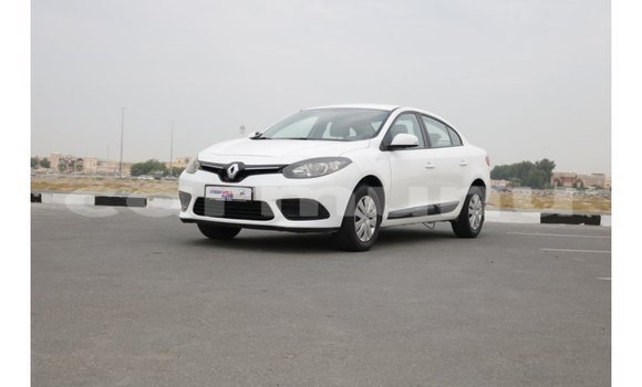 Acheter Import Voiture Renault Fluence Blanc à Import - Dubai, Région de la Bouenza