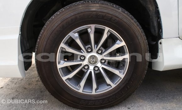 Buy Import Toyota Prado White Car in Import - Dubai in Region of Bouenza Buy Import Toyota Prado White Car in Import - Dubai in Region of Bouenza