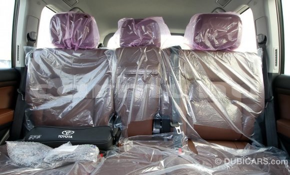 Buy Import Toyota Land Cruiser Black Car in Import - Dubai in Region of Bouenza Buy Import Toyota Land Cruiser Black Car in Import - Dubai in Region of Bouenza