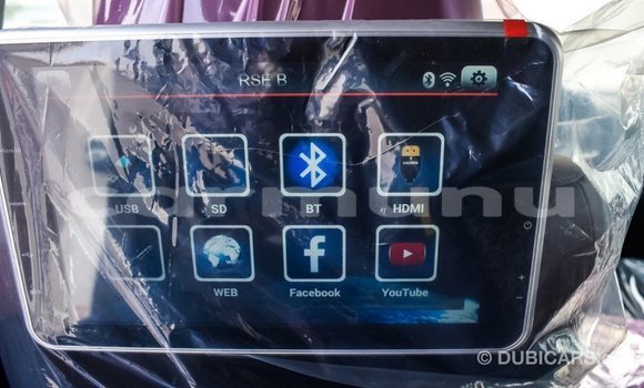 Acheter Import Voiture Toyota Land Cruiser Blanc à Import - Dubai, Région de la Bouenza Acheter Import Voiture Toyota Land Cruiser Blanc à Import - Dubai, Région de la Bouenza