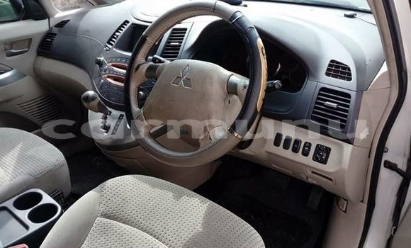 Buy Used Mitsubishi Galant White Car in Brazzaville in Municipality of Brazzaville Buy Used Mitsubishi Galant White Car in Brazzaville in Municipality of Brazzaville