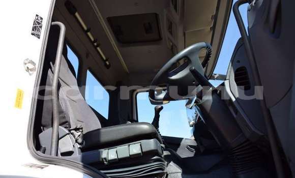 Buy Used Mercedes‒Benz 1820 White Truck in Brazzaville in Municipality of Brazzaville Buy Used Mercedes‒Benz 1820 White Truck in Brazzaville in Municipality of Brazzaville