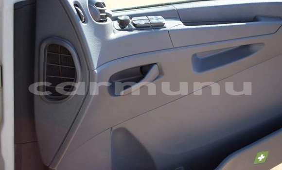 Buy Used Mercedes‒Benz 1820 White Truck in Brazzaville in Municipality of Brazzaville Buy Used Mercedes‒Benz 1820 White Truck in Brazzaville in Municipality of Brazzaville