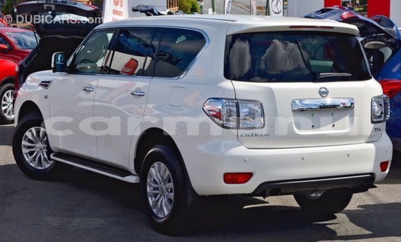 Buy Import Nissan Patrol White Car in Import - Dubai in Region of Bouenza Buy Import Nissan Patrol White Car in Import - Dubai in Region of Bouenza