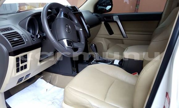Acheter Occasion Voiture Toyota Prado Blanc à Brazzaville, Commune de Brazzaville