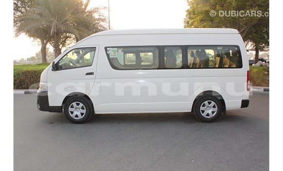 Buy Import Toyota Hiace White Car in Import - Dubai in Region of Bouenza Buy Import Toyota Hiace White Car in Import - Dubai in Region of Bouenza