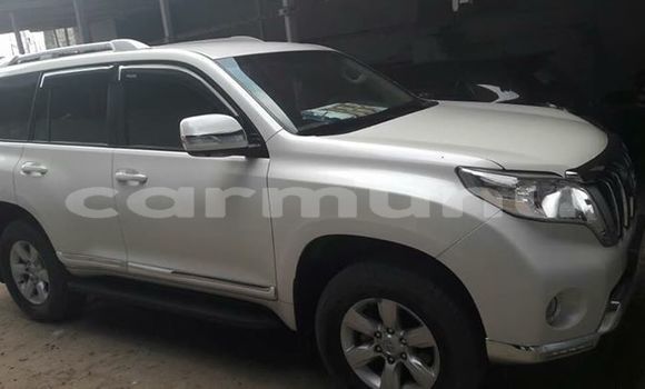 Buy Used Toyota Prado White Car in Brazzaville in Municipality of Brazzaville Buy Used Toyota Prado White Car in Brazzaville in Municipality of Brazzaville