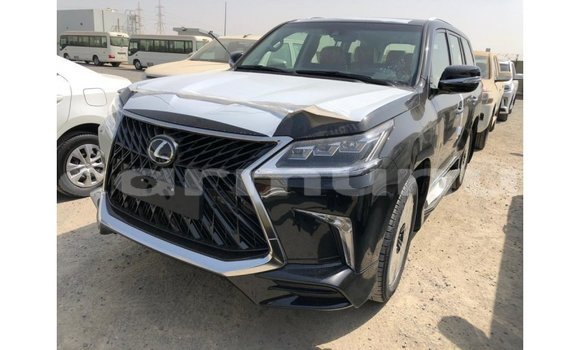 Acheter Import Voiture Lexus LX Noir à Import - Dubai, Région de la Bouenza Acheter Import Voiture Lexus LX Noir à Import - Dubai, Région de la Bouenza