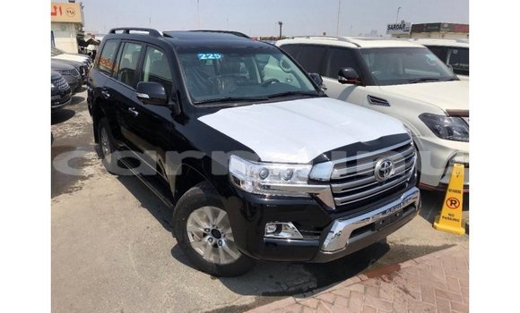 Acheter Import Voiture Toyota Land Cruiser Noir à Import - Dubai, Région de la Bouenza Acheter Import Voiture Toyota Land Cruiser Noir à Import - Dubai, Région de la Bouenza